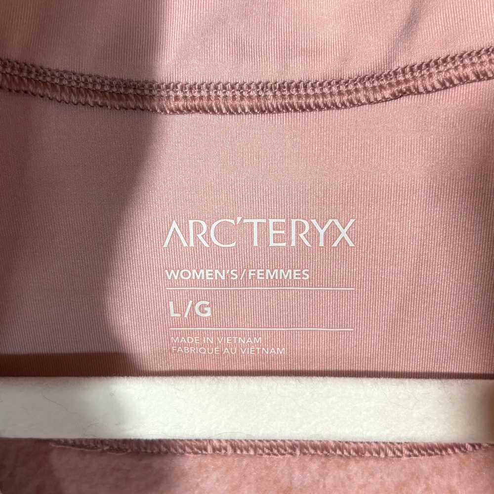 🎉HP🎉🔥NWT Arc’Teryx Covert Cardigan - Picture 8 of 16